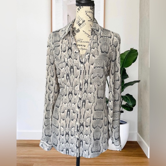 Express Portofino Button Down Blouse, Snakeskin print, Woman’s size Medium - Picture 2 of 7